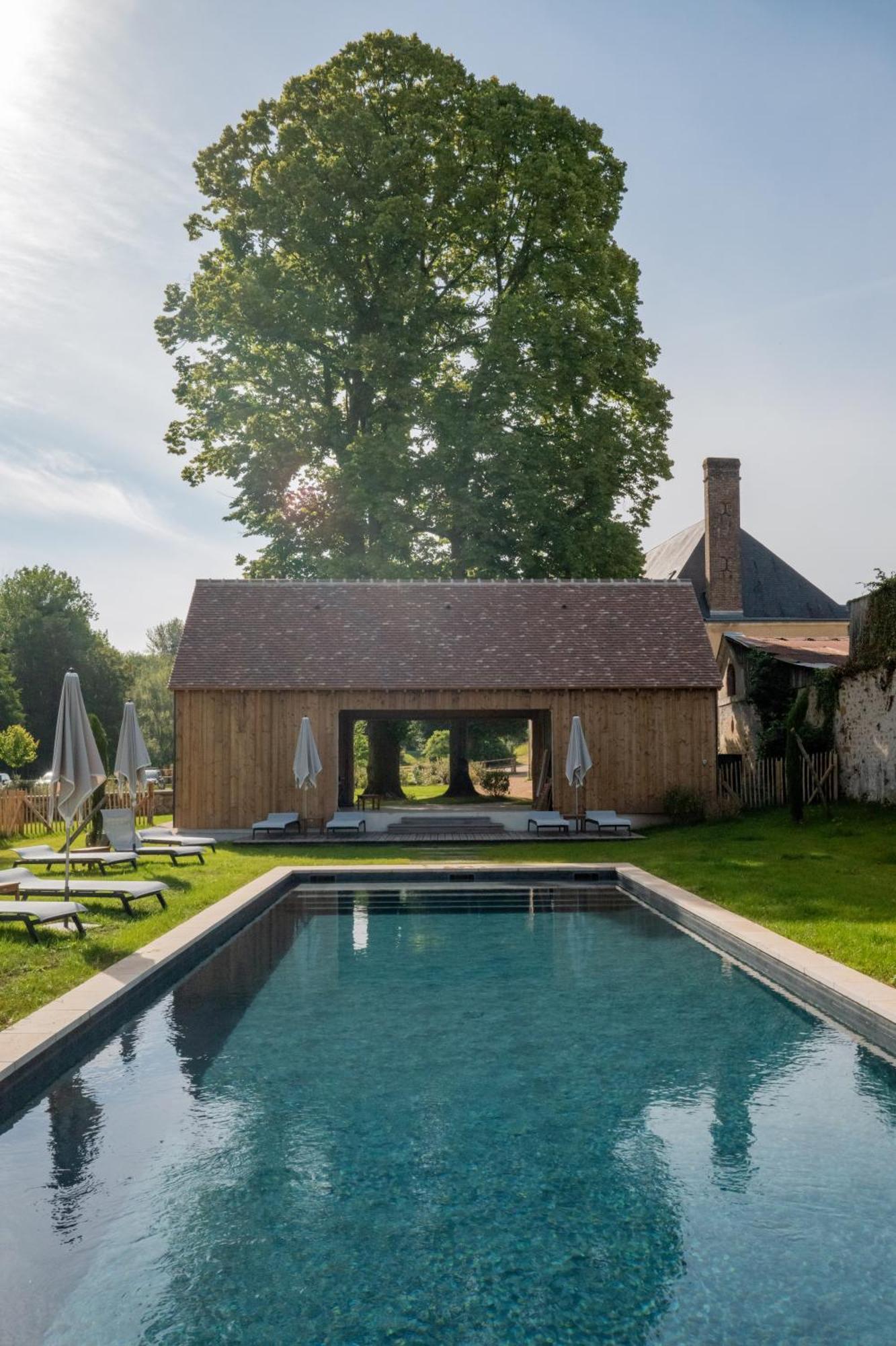Hotel Les Pres Saint-Hilaire-le-Chatel Zewnętrze zdjęcie