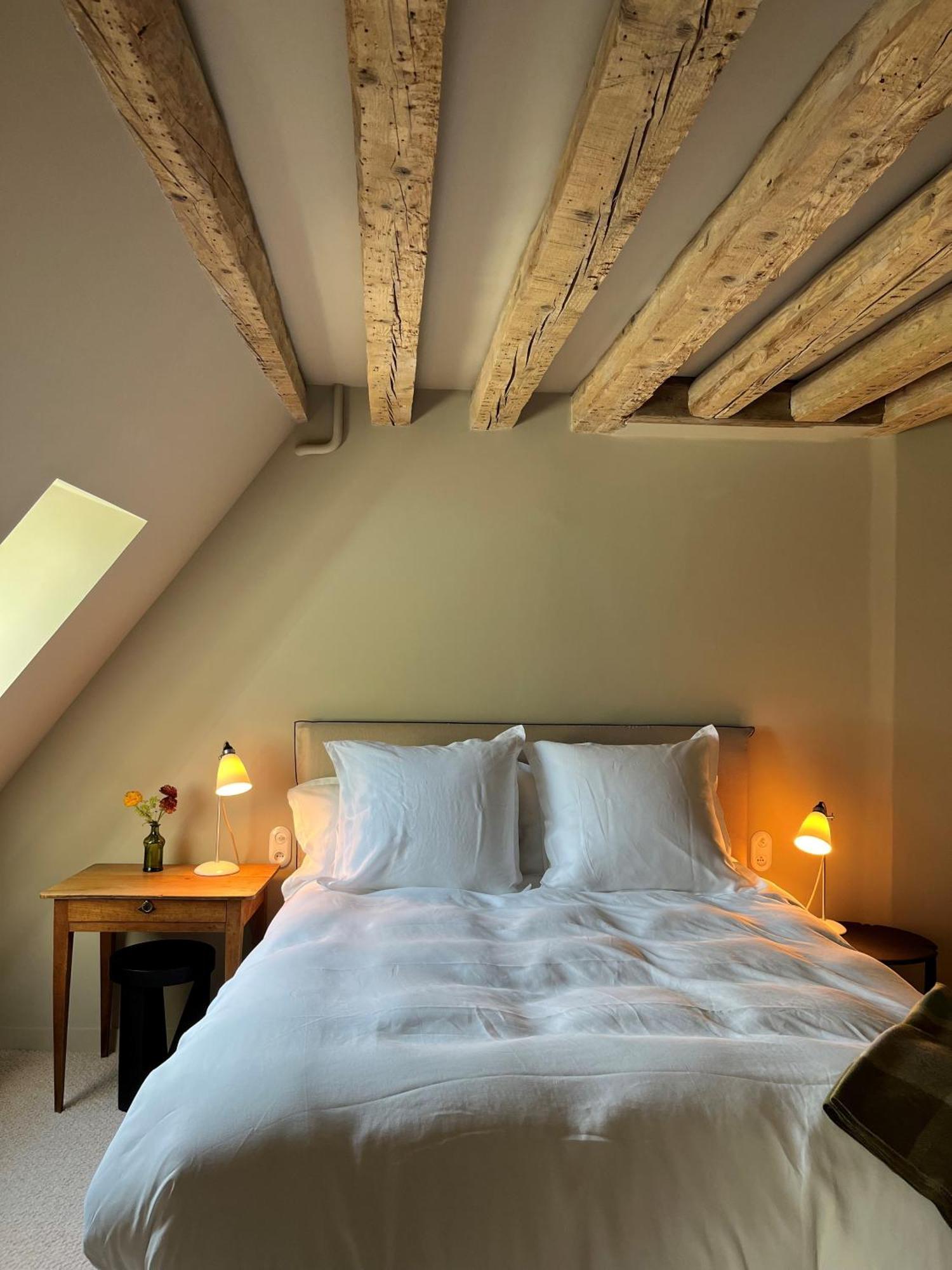 Hotel Les Pres Saint-Hilaire-le-Chatel Zewnętrze zdjęcie